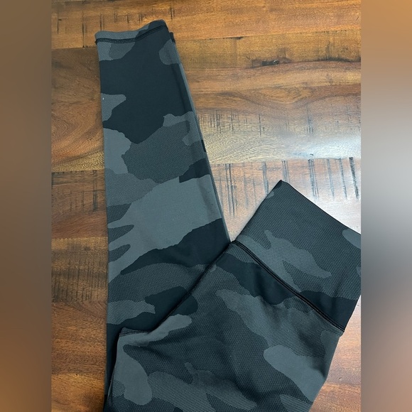 Aerie Leggings - Picture 1 of 2
